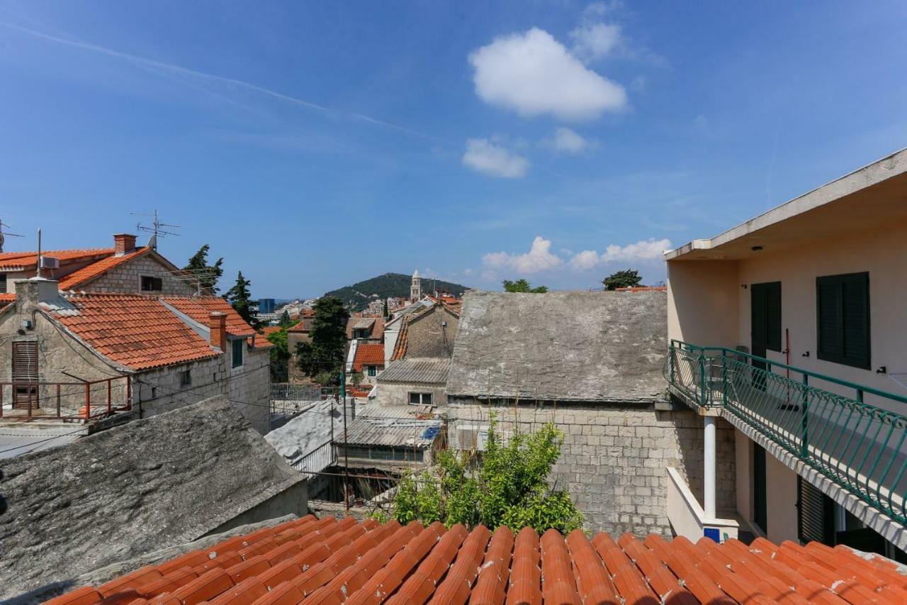 ספליט Apartments And Rooms Stone House מראה חיצוני תמונה