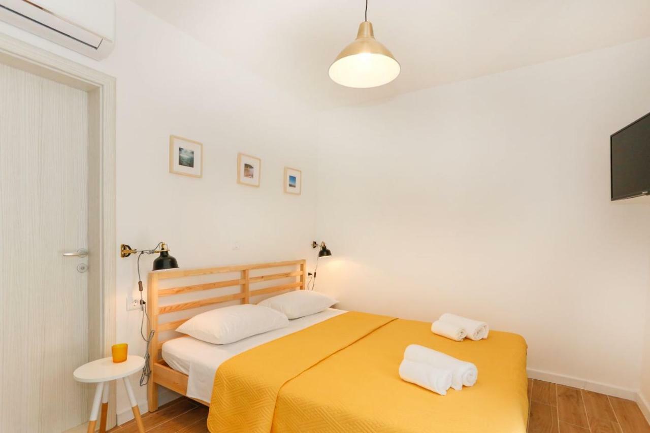 ספליט Apartments And Rooms Stone House מראה חיצוני תמונה