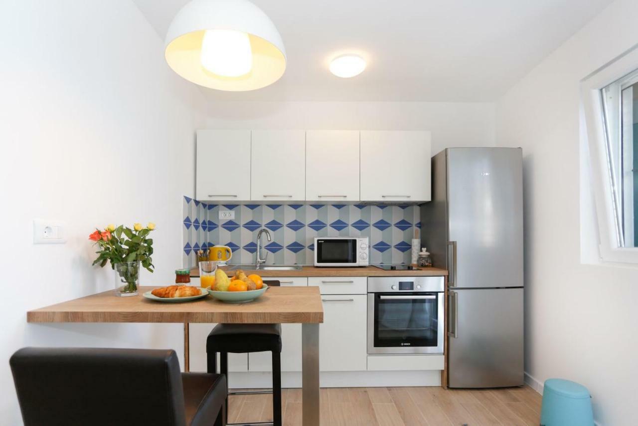 ספליט Apartments And Rooms Stone House מראה חיצוני תמונה