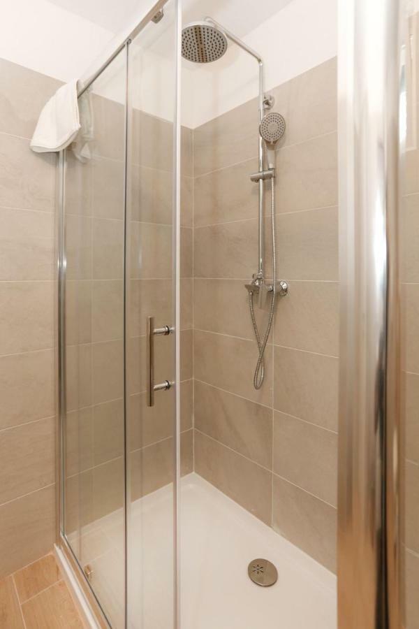 ספליט Apartments And Rooms Stone House מראה חיצוני תמונה