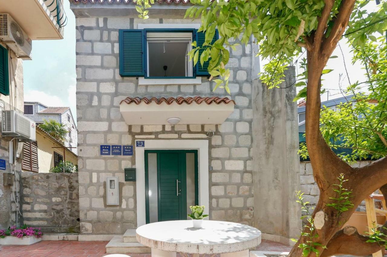 ספליט Apartments And Rooms Stone House מראה חיצוני תמונה